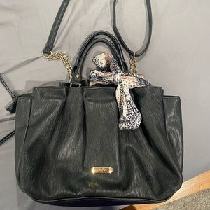 Black leather Jessica Simpson purse